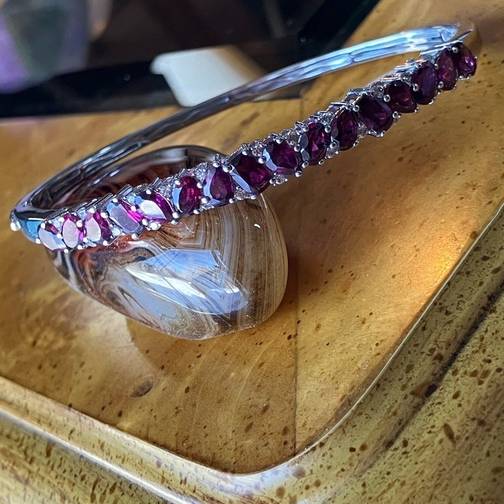 Natural Rhodolite Garnet Sterling Silver Bangle Bracelet (8 Inch)